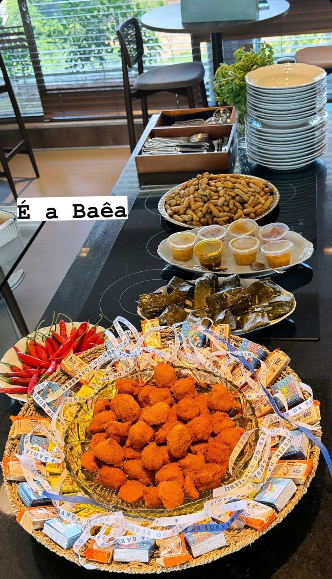 Class - Barra Ondina Ssa Apartment *